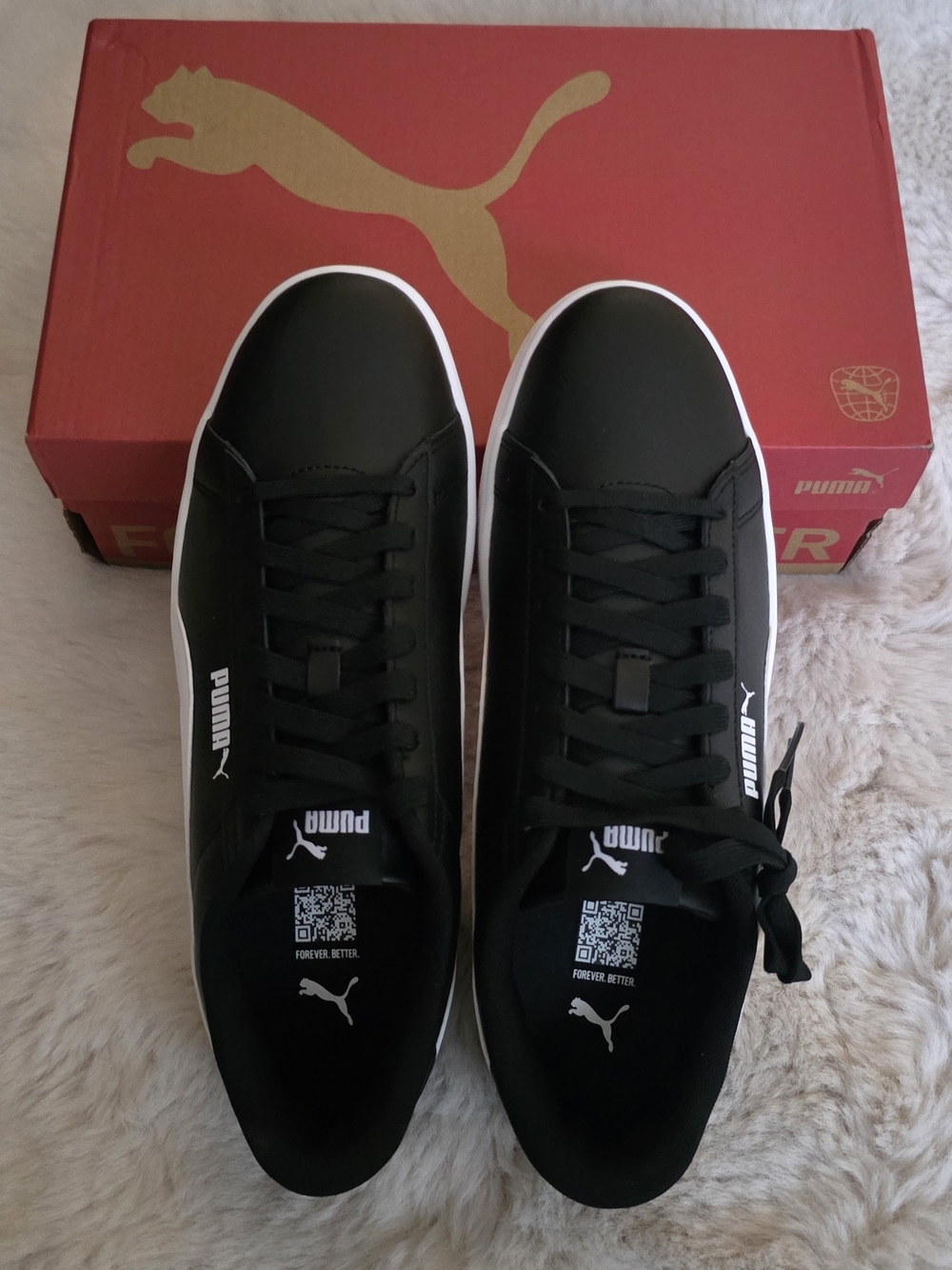 Puma Black Low-Top Sneakers with White Trim